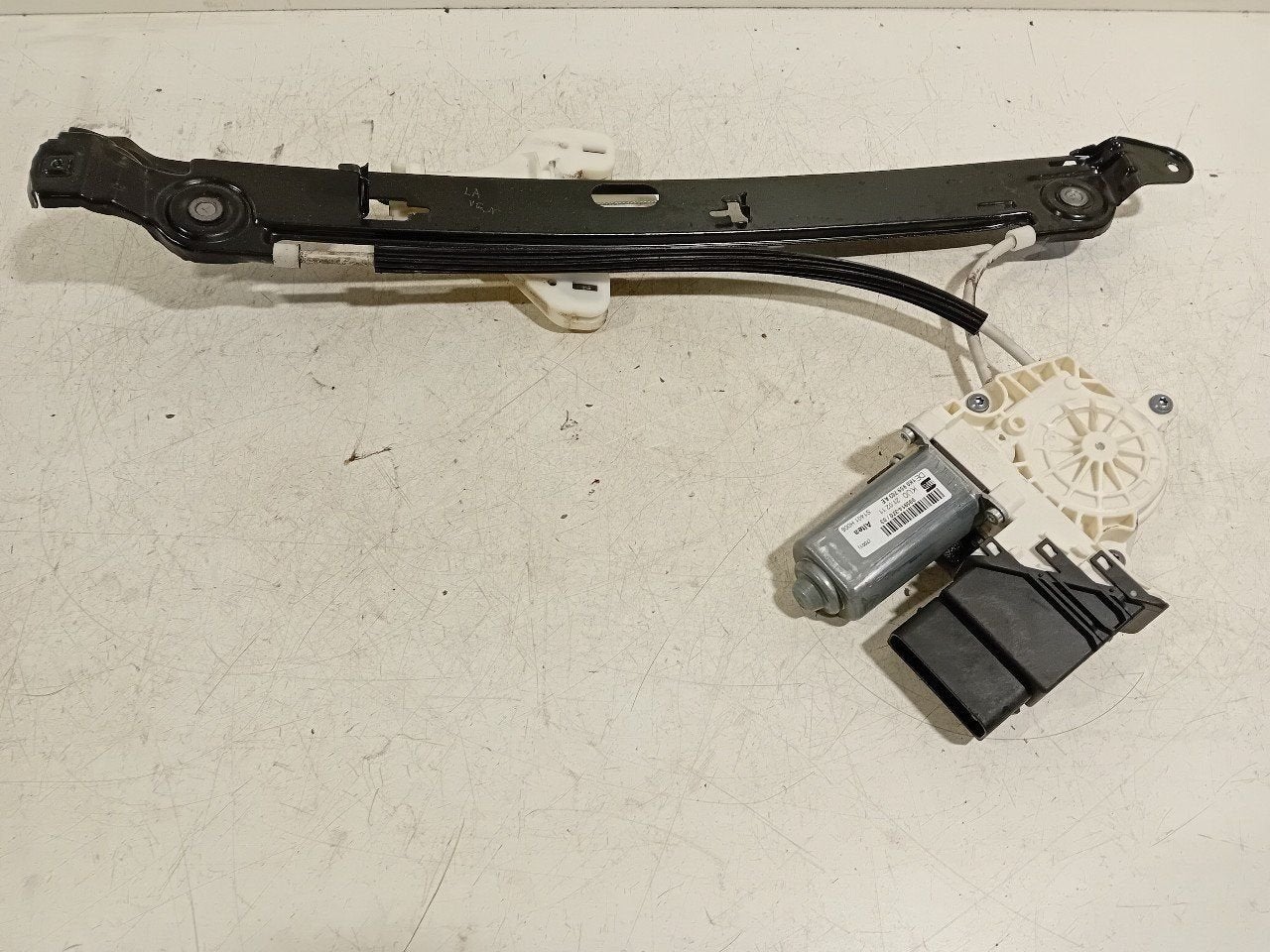 Raammechaniek elektrisch links achter Seat Altea, Onderdelen@venauto.nl, Van der Ven Autorecycling B.V., Gebruikt, Ettenseweg 76, 4706 PB Roosendaal, The Netherlands
