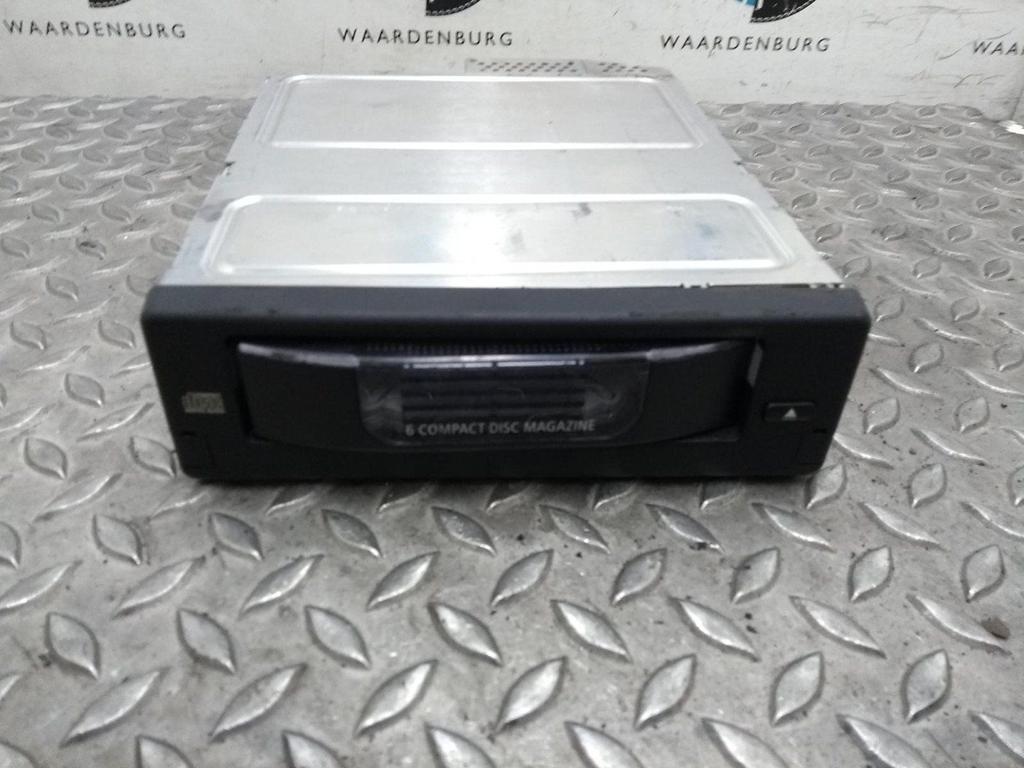 BMW 5 SERIES 525I EXECUTIVE RADIO 2006, Ophalen of Verzenden, Gebruikt, Stiba lid