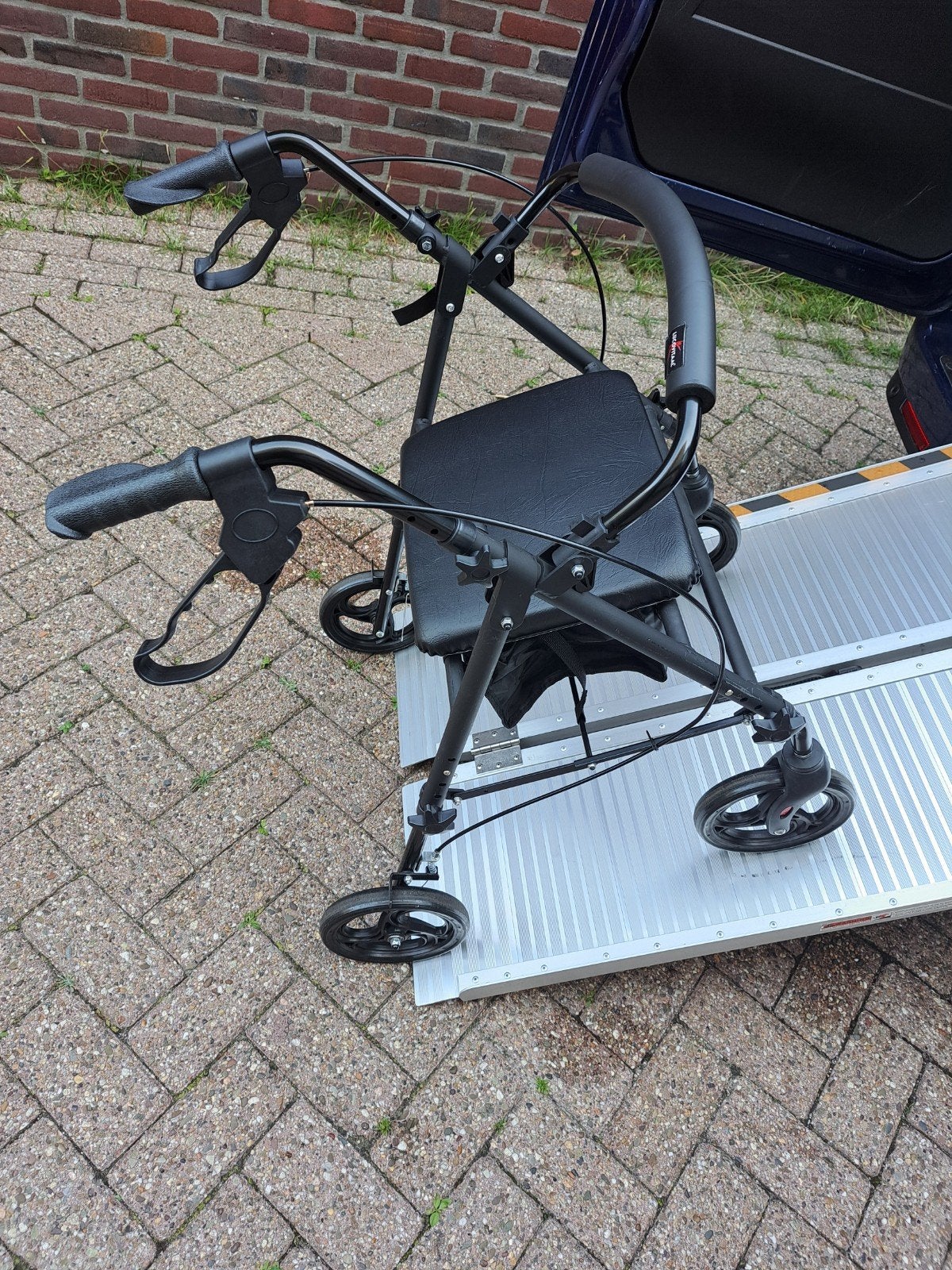 oprij opruiming ook los te koop, Ophalen, Zo goed als nieuw, Minder dan 50 watt