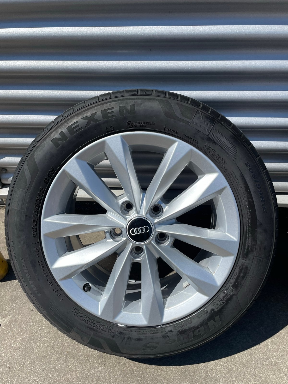 Audi A3 8Y Velgen met Nexen N'Blue S Zomerbanden 205/55R16, Gebruikt, 16 inch, Banden en Velgen, Personenwagen