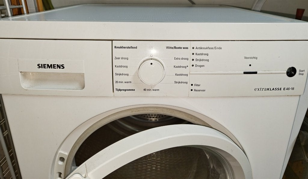 werkende Siemens wasdroger Extraklasse E46-18 condensdroger, Ophalen, 6 tot 8 kg, Zo goed als nieuw, Voorlader