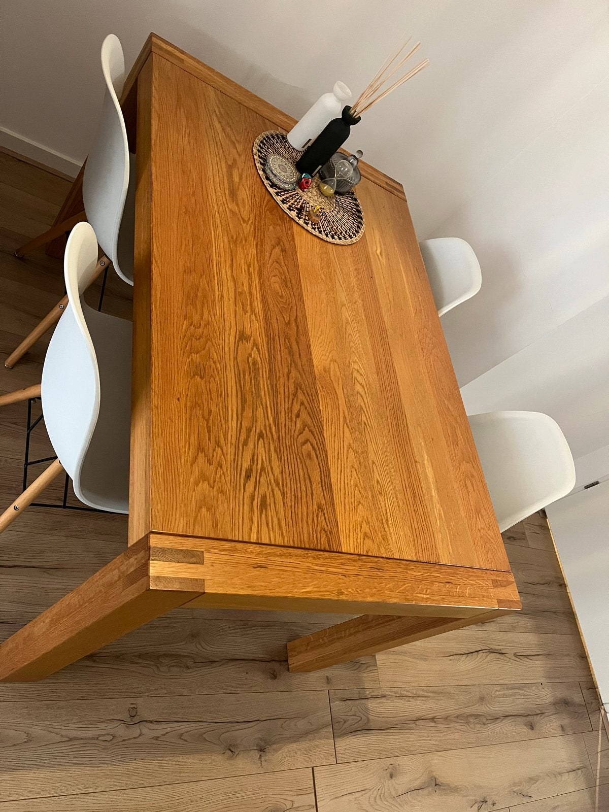 Massief eiken eettafel - 4-6 personen, Huis en Inrichting, Tafels | Eettafels, 100 tot 150 cm, Eikenhout, Zo goed als nieuw, Vier personen