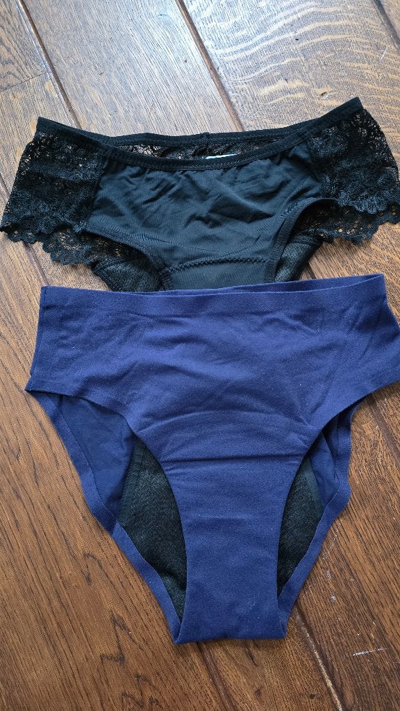 2x menstruatieonderbroeken van Luna maat S, valt klein, Ophalen of Verzenden, Zwart, Overige typen