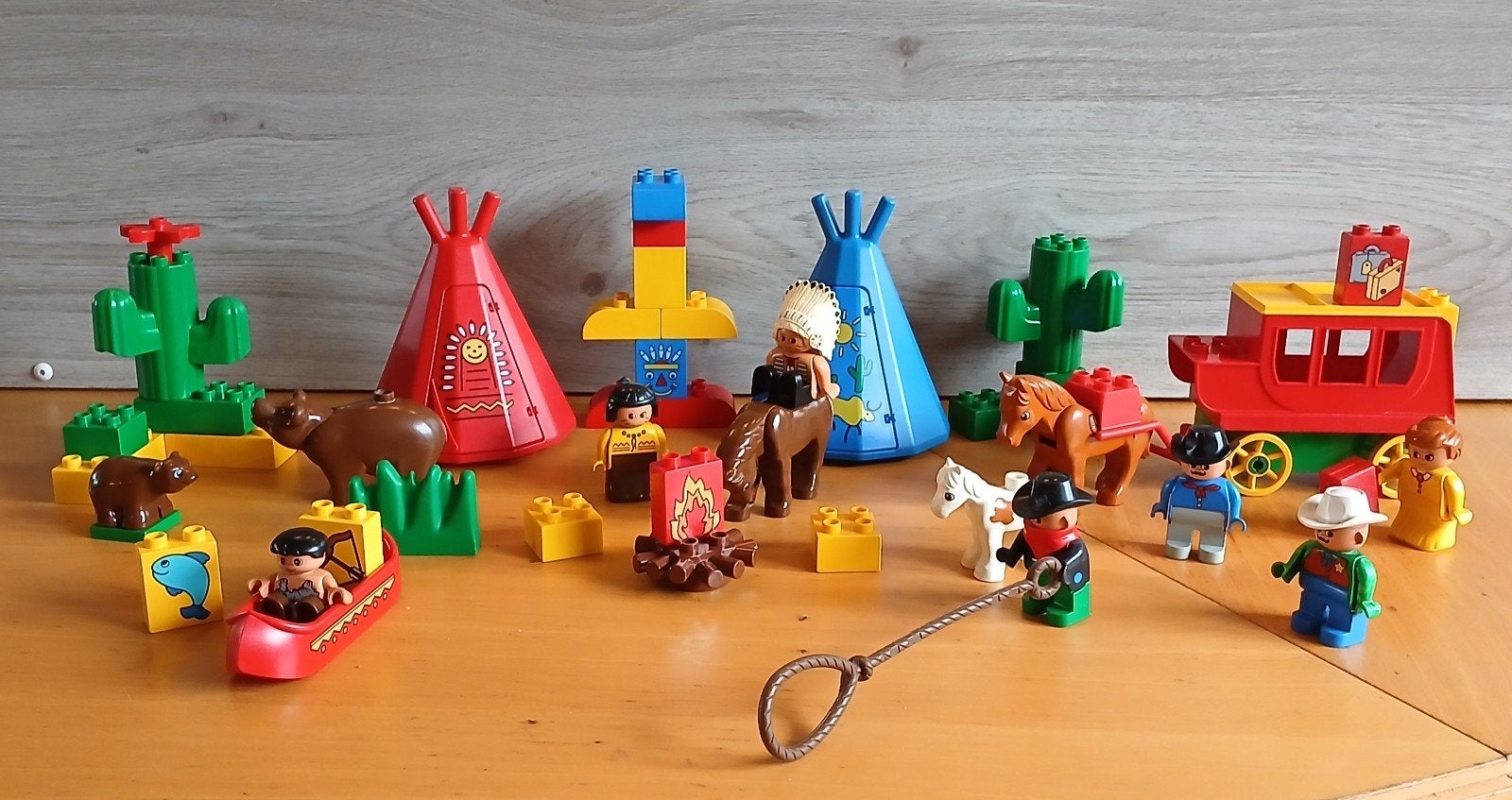 Duplo vintage indianenset