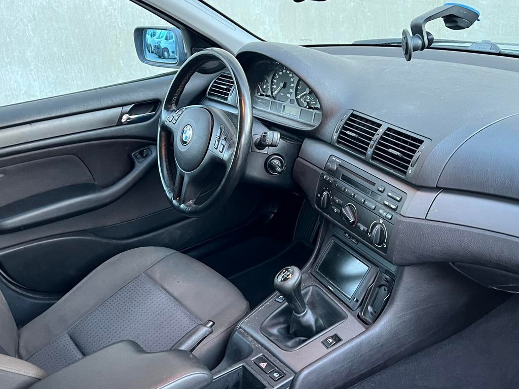 Grijze BMW 3-Serie 316i E46 Touring Benzine/NAP/APK/Airco!, Parkeersensor, 1250 kg, 4 cilinders, 1796 cc