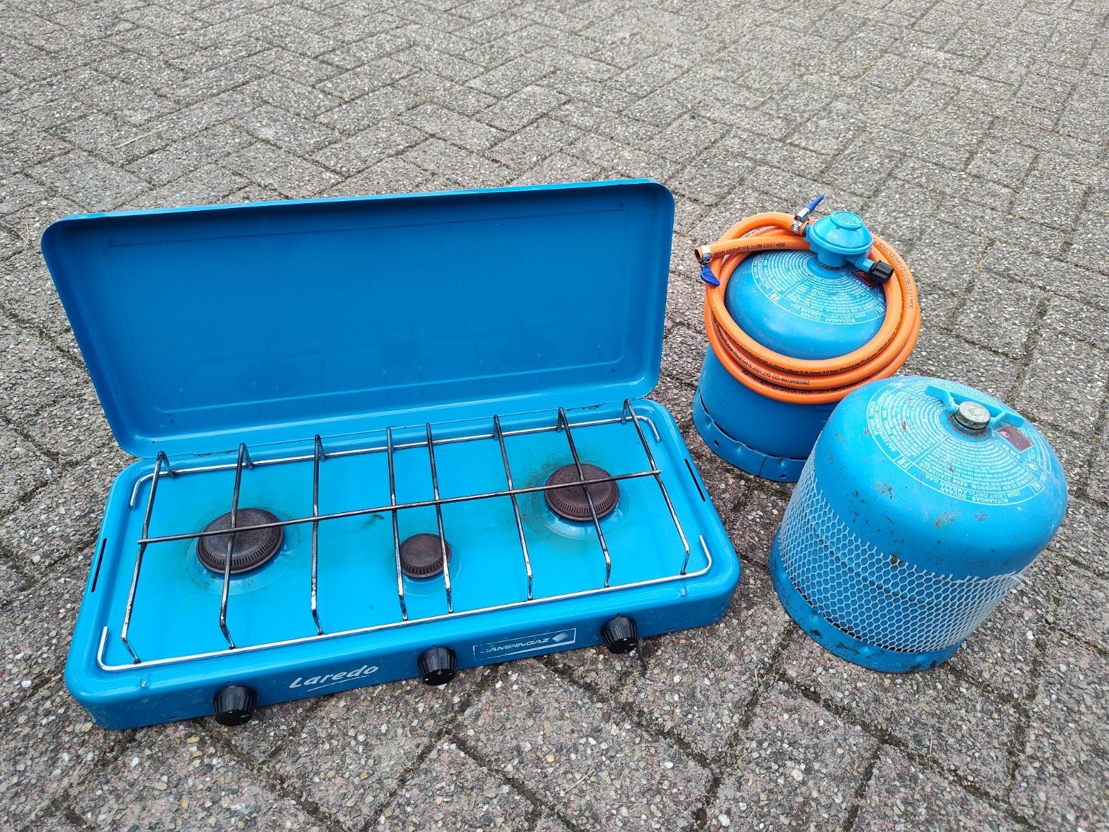 Campingaz Laredo kooktoestel met gasflessen, Caravans en Kamperen, Kampeeraccessoires, Gebruikt, Ophalen