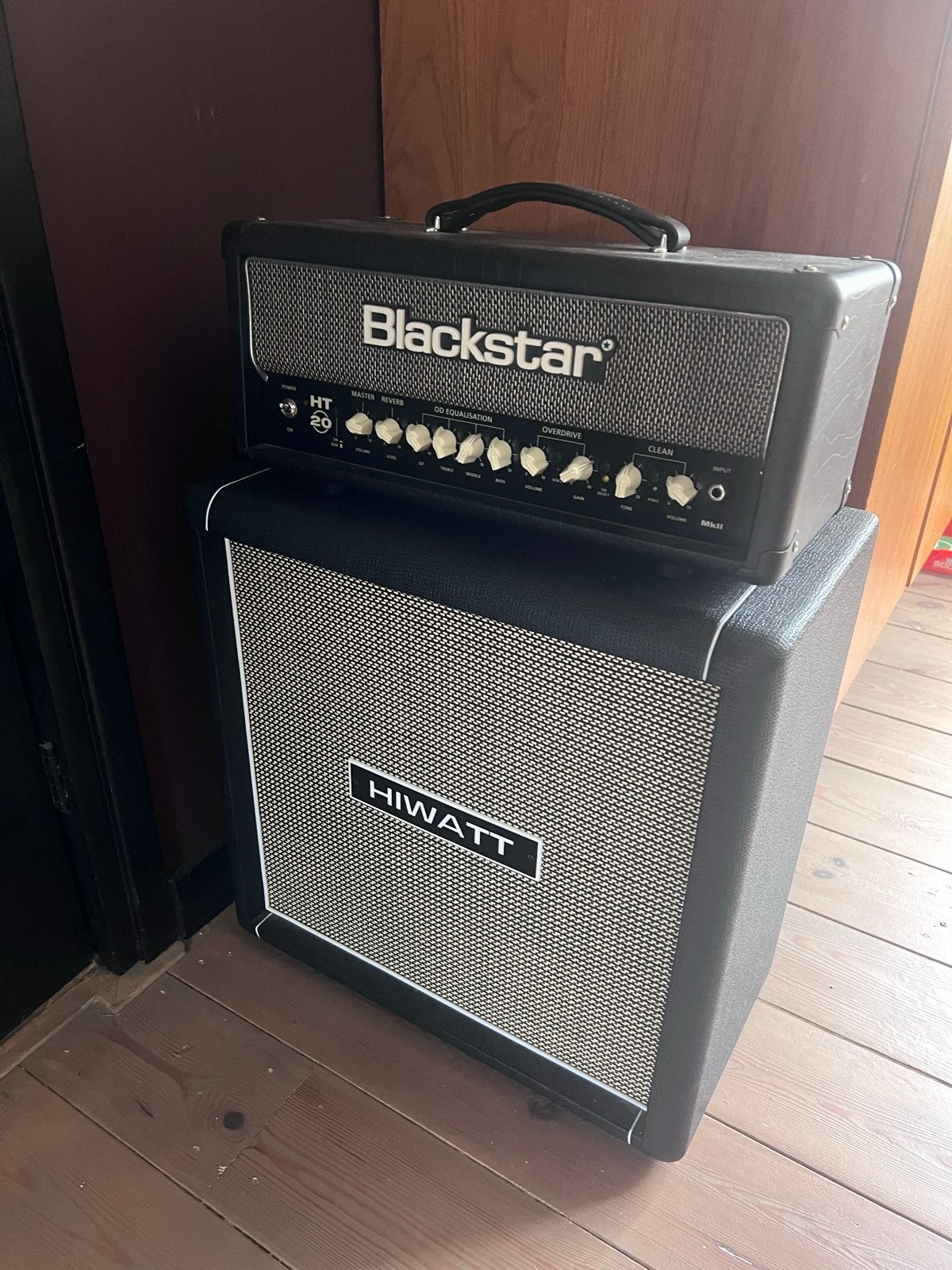 Blackstar HT-20 buizenversterker met Hiwatt 1x12 cab, Ophalen of Verzenden, Zo goed als nieuw, Gitaar, Minder dan 50 watt