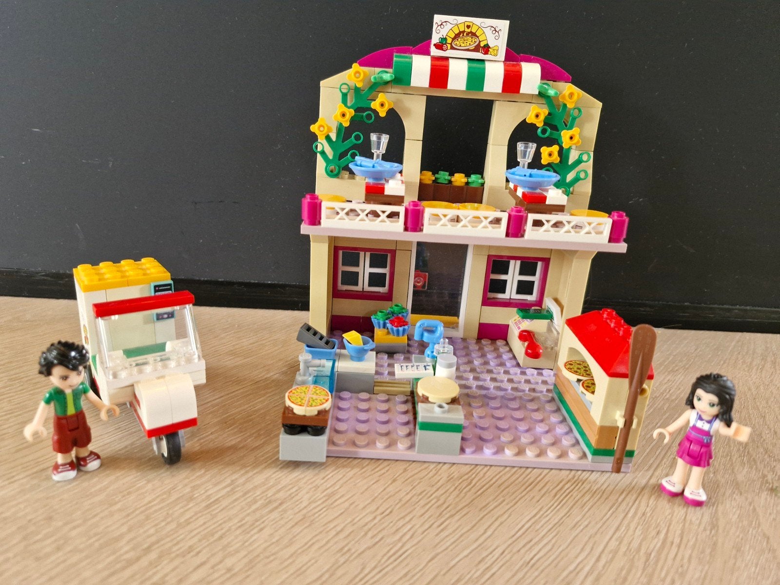 Lego pizza restaurant 41311, Ophalen of Verzenden, Zo goed als nieuw