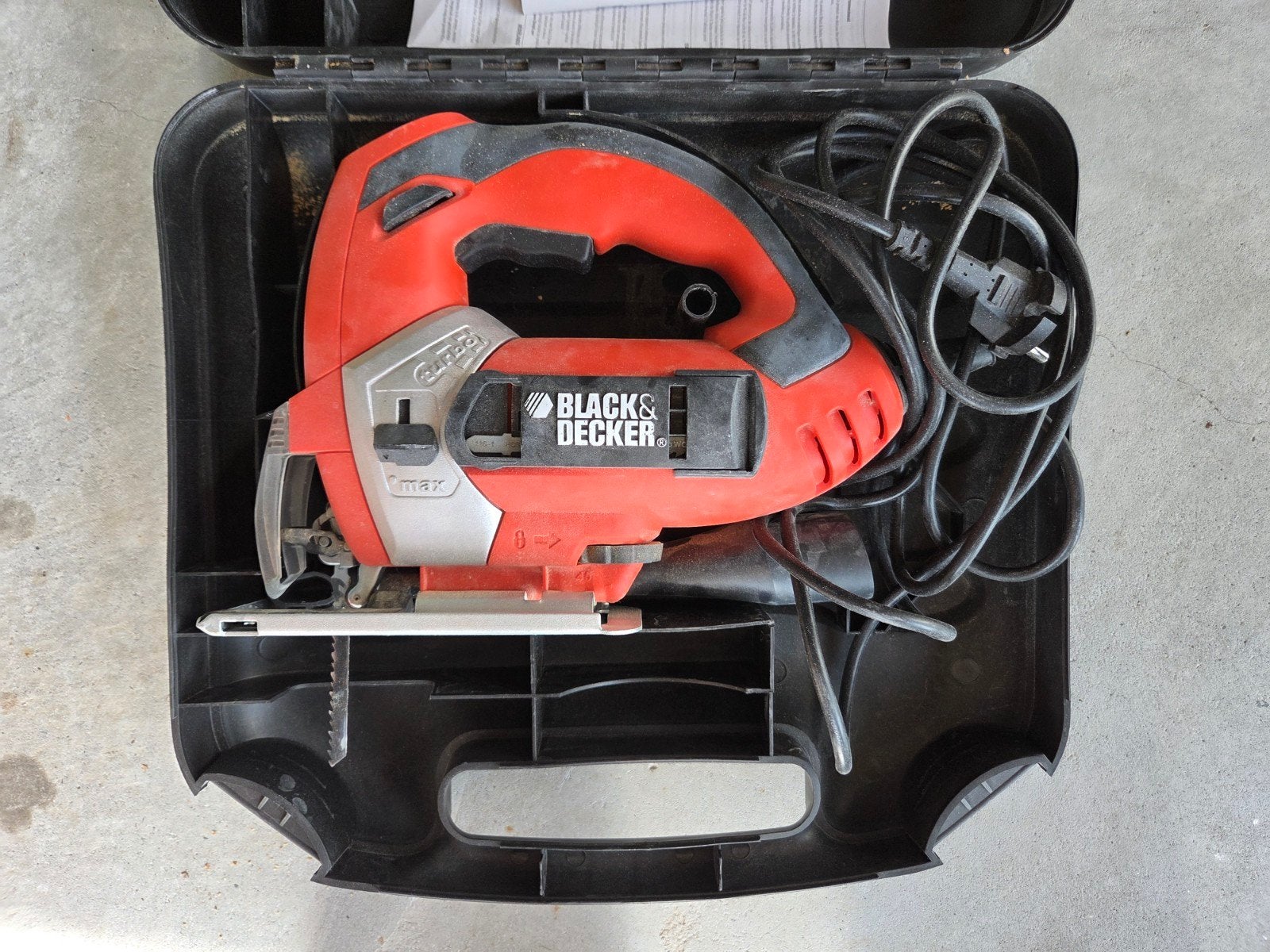 Black & Decker decoupeerzaag met snoer en koffer, Ophalen, Gebruikt