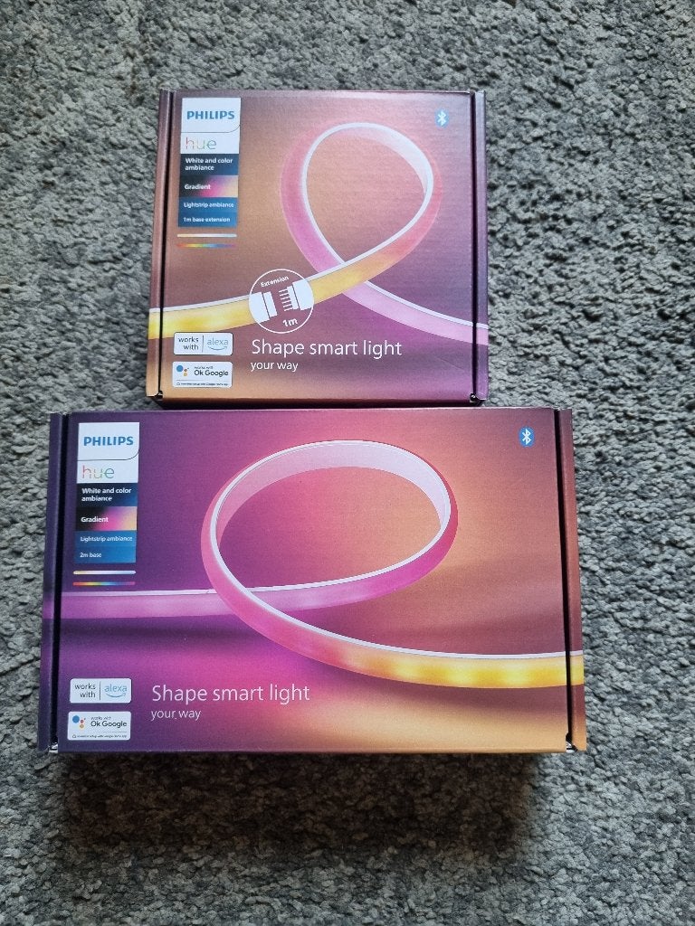 Philips Hue gradient lightstrip (2m) + extension, Huis en Inrichting, Ophalen, Nieuw, E27 (groot), 10 tot 30 watt