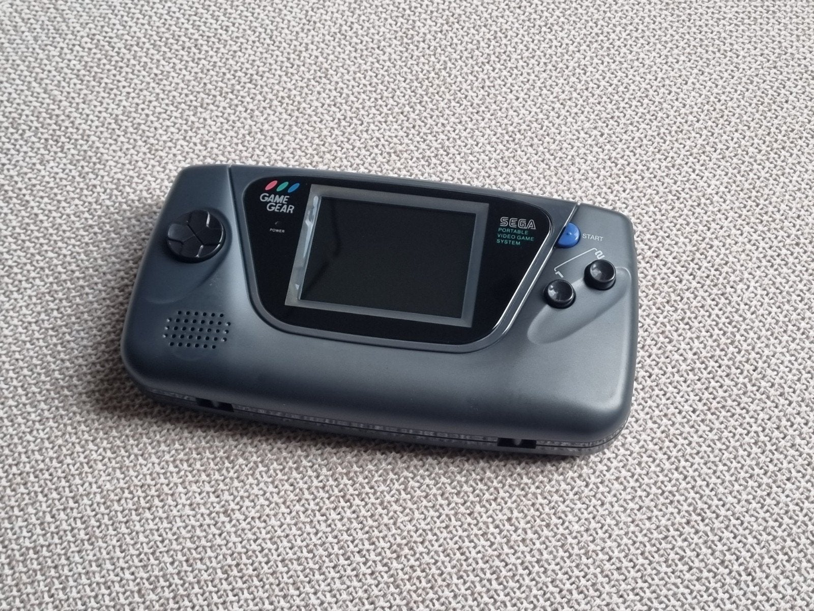 Werkende Sega Game Gear, Spelcomputers en Games, Spelcomputers | Sega, Ophalen of Verzenden, Zo goed als nieuw, Zonder controller