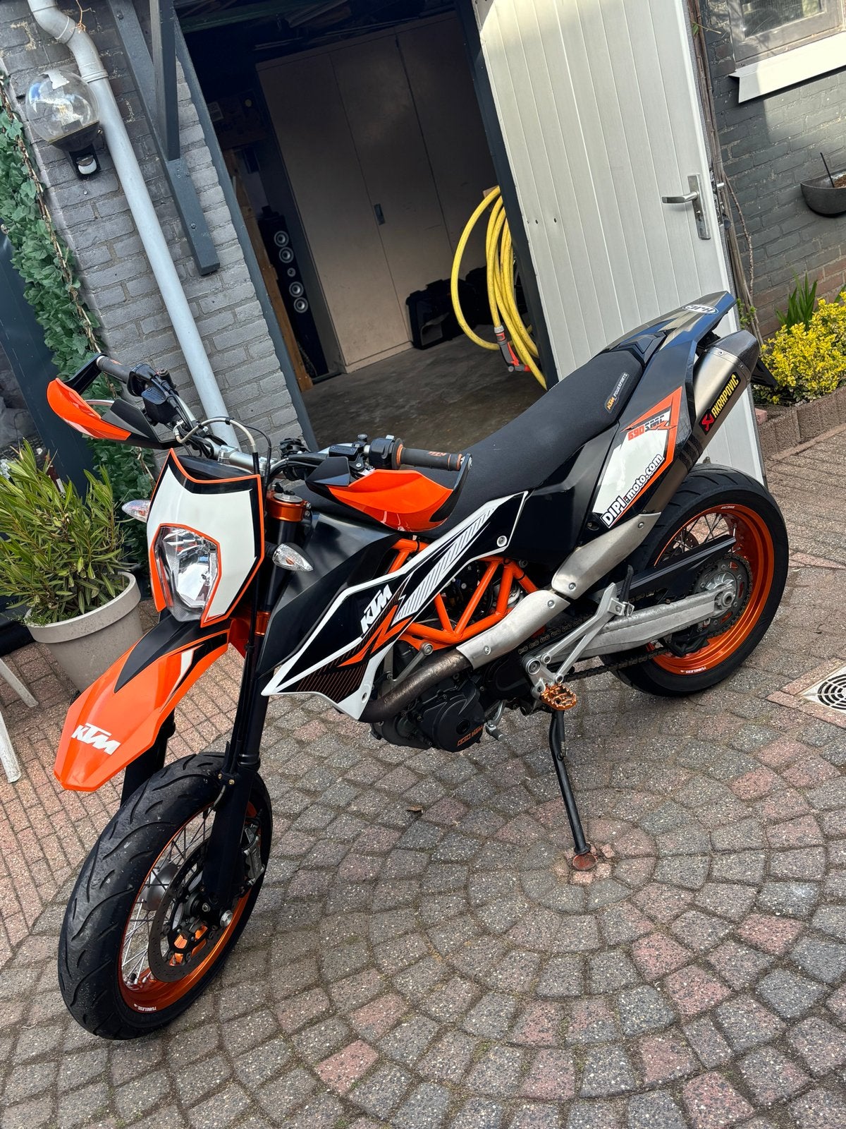 KTM 690 SMC-R Supermoto, Motoren, Sportuitlaat, Motorrijbewijs A, Gebruikt, Particulier