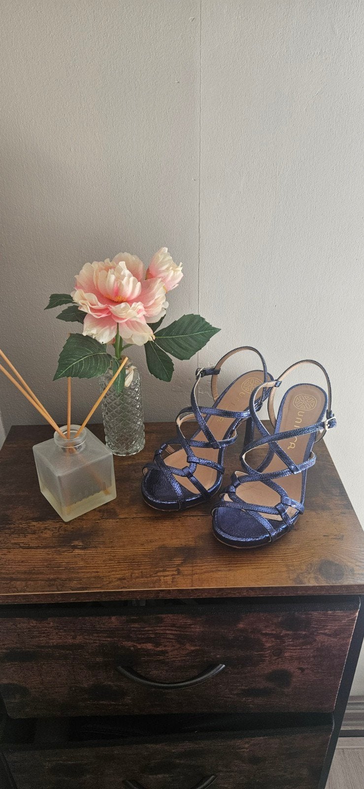 Unisa sandalen metalic blauw, Blauw, Zo goed als nieuw, Unisa, Sandalen of Muiltjes