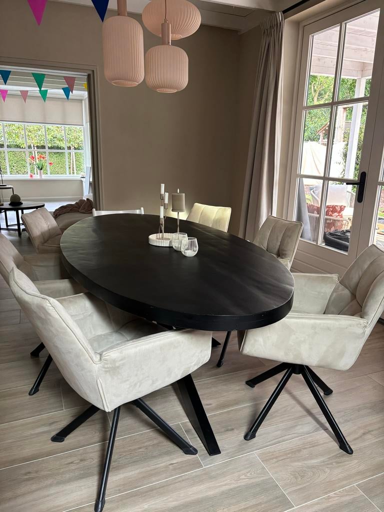 Zwarte houten eettafel met stalen onderstel - 230x110 cm, Ophalen, 100 tot 150 cm, 200 cm of meer, Zo goed als nieuw