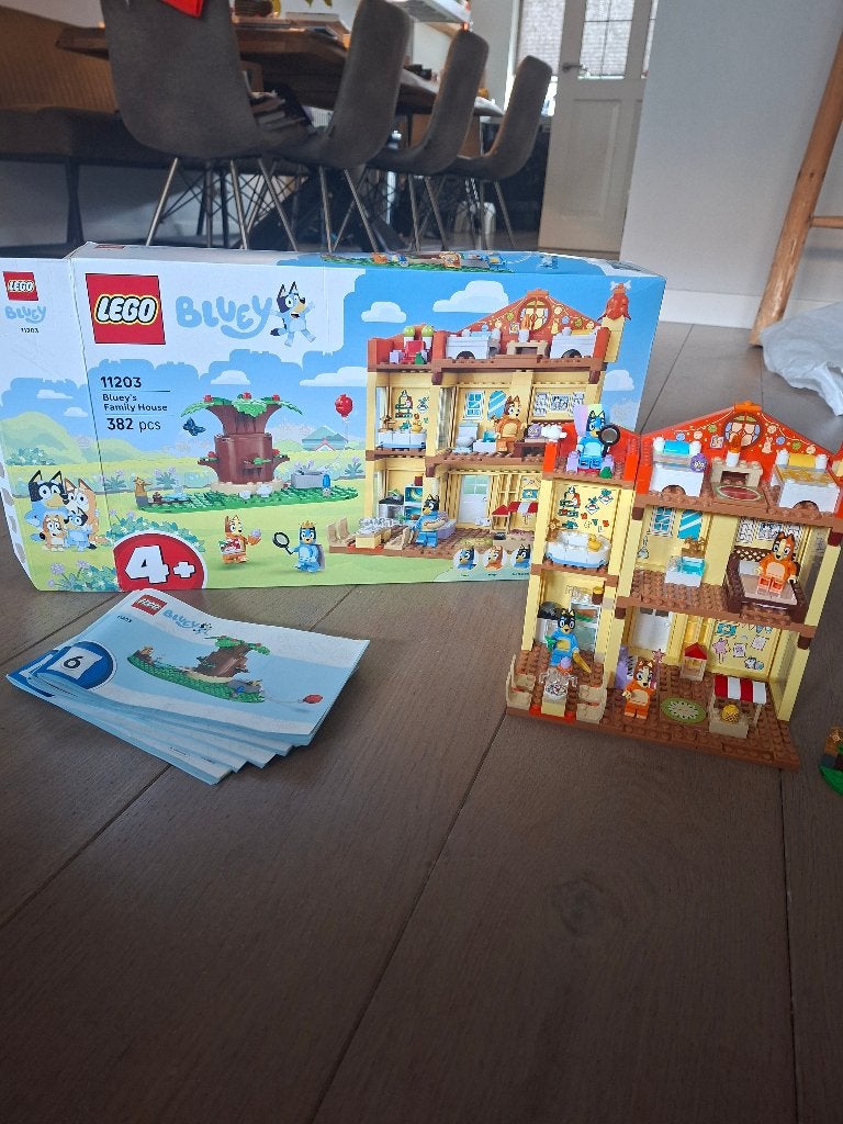 Bluey huis lego, Kinderen en Baby's, Ophalen, Zo goed als nieuw, Inclusief doos