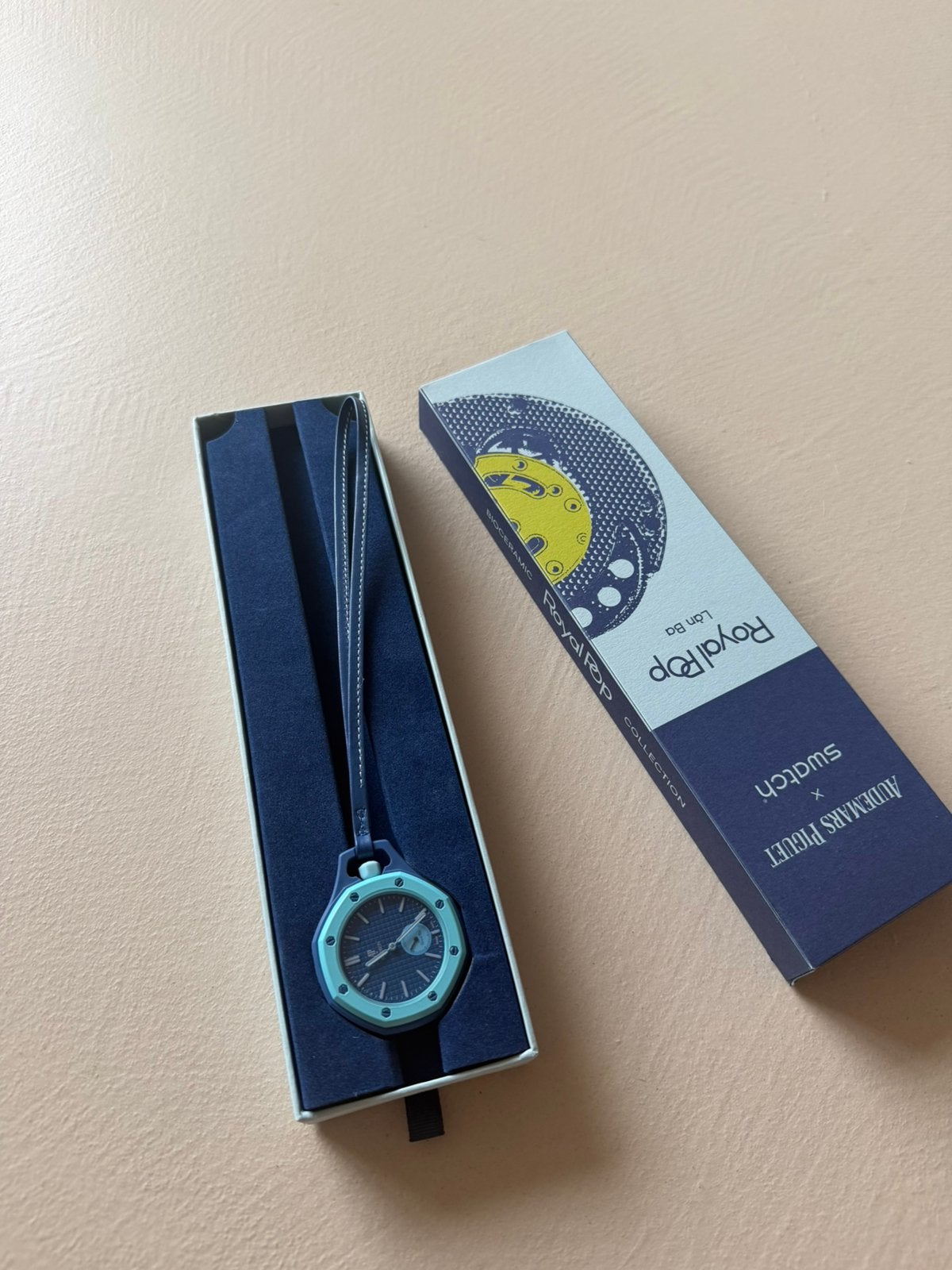 AP swatch lan ba, Sieraden, Tassen en Uiterlijk, Horloges | Kinderen, Ophalen, Zo goed als nieuw