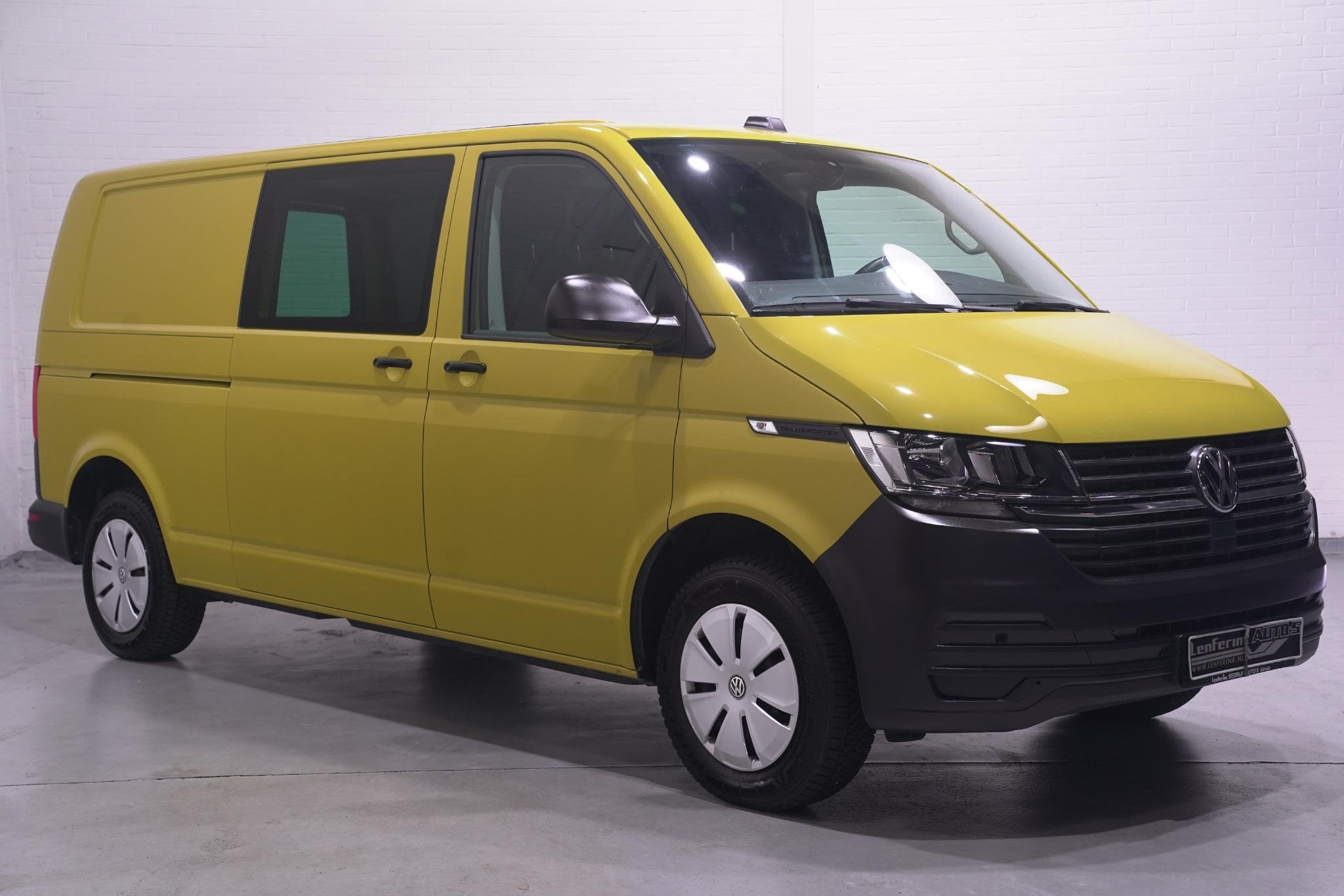 Volkswagen Transporter 2.0 TDI 110 pk L2H1 Airco, Apple Carp, Auto's, Voorwielaandrijving, Stof, Gebruikt, 4 cilinders