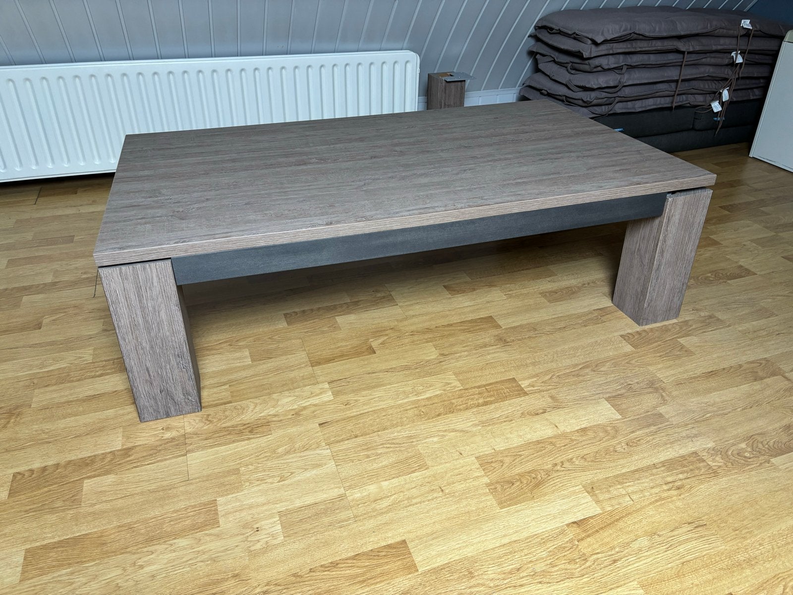 Moderne salontafel met houtlook, Ophalen, Gebruikt, 100 tot 150 cm, 50 tot 100 cm