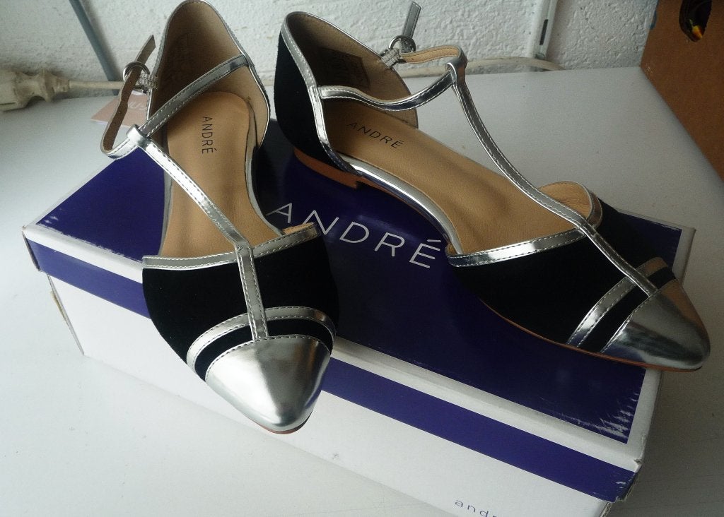 Prachtige dames schoenen in 2 kleuren ---- nieuw!, Schoenen met lage hakken, Overige kleuren, Nieuw, André