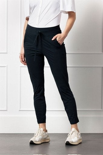 Studio Anneloes Start Up summer broek travelstof mt XL, Kleding | Dames, Broeken en Pantalons, Studio Anneloes, Zwart, Maat 46/48 (XL) of groter