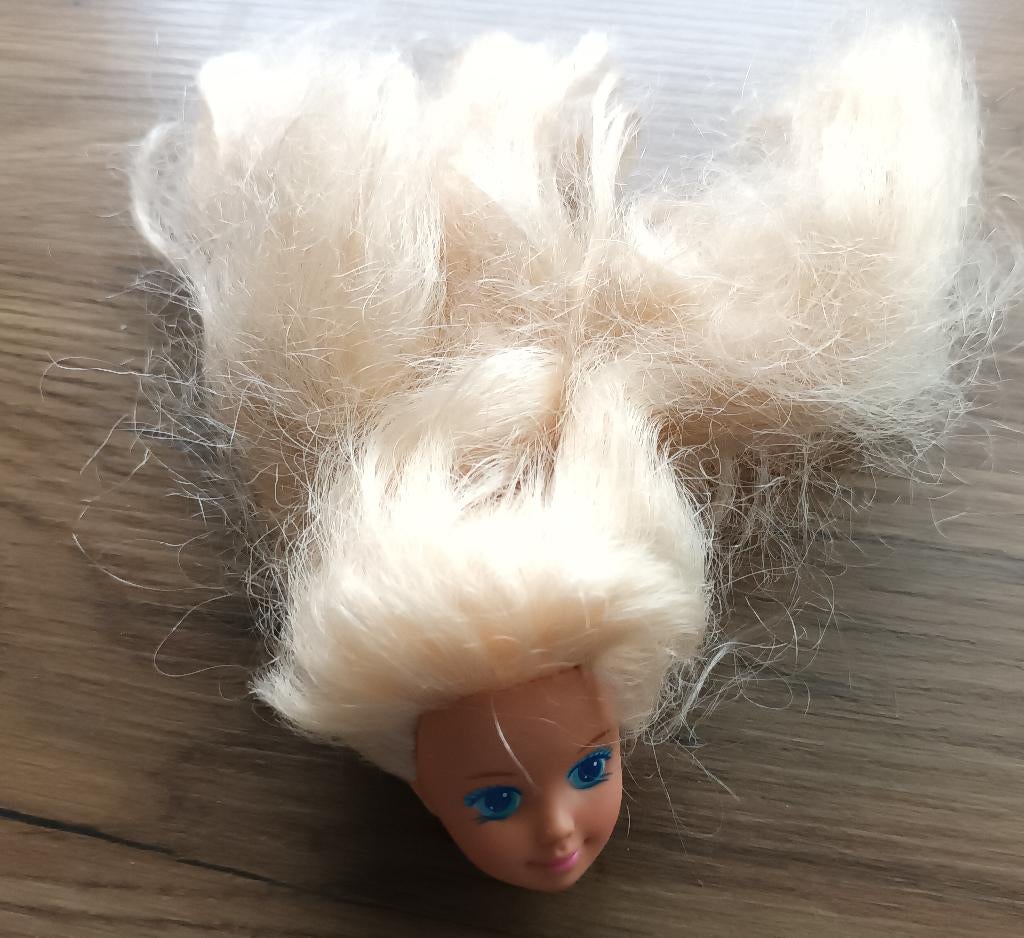 Barbie hoofdje 1987, Verzamelen, Poppen, Ophalen of Verzenden, Gebruikt, Pop