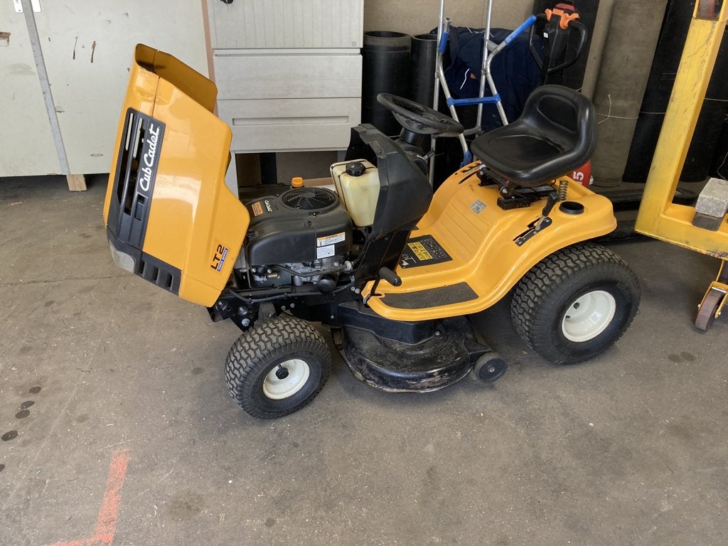 Zitmaaier Cub Cadet LT2NS96, Gebruikt, Mulchfunctie, Ophalen of Verzenden, Cub Cadet