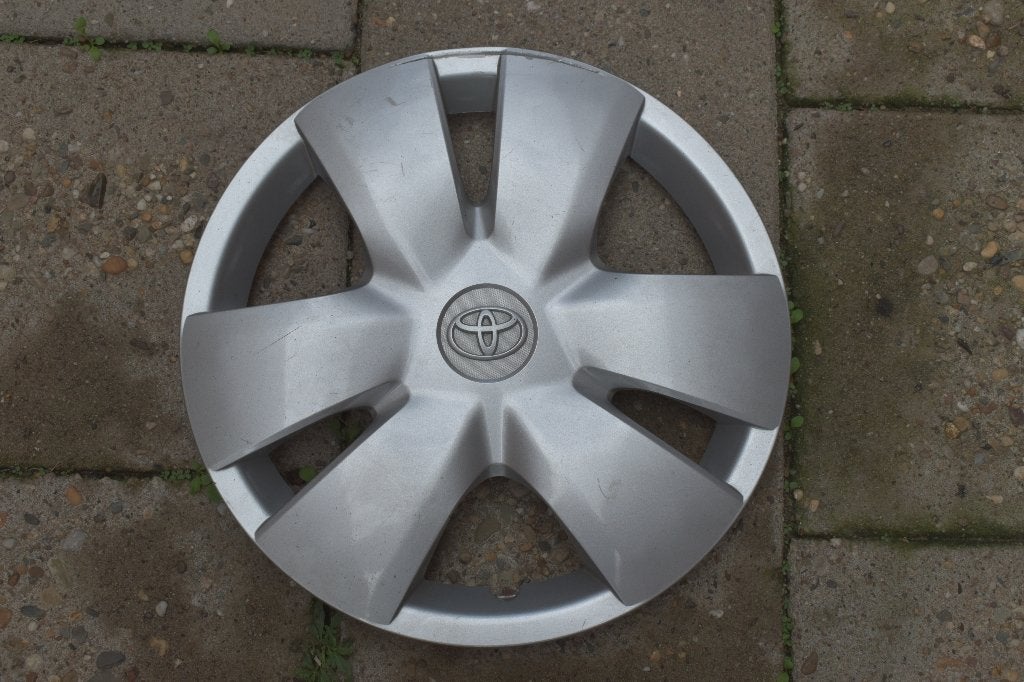 1 losse originele wieldop Toyota Yaris 14 inch (Model 2), Ophalen of Verzenden, Gebruikt