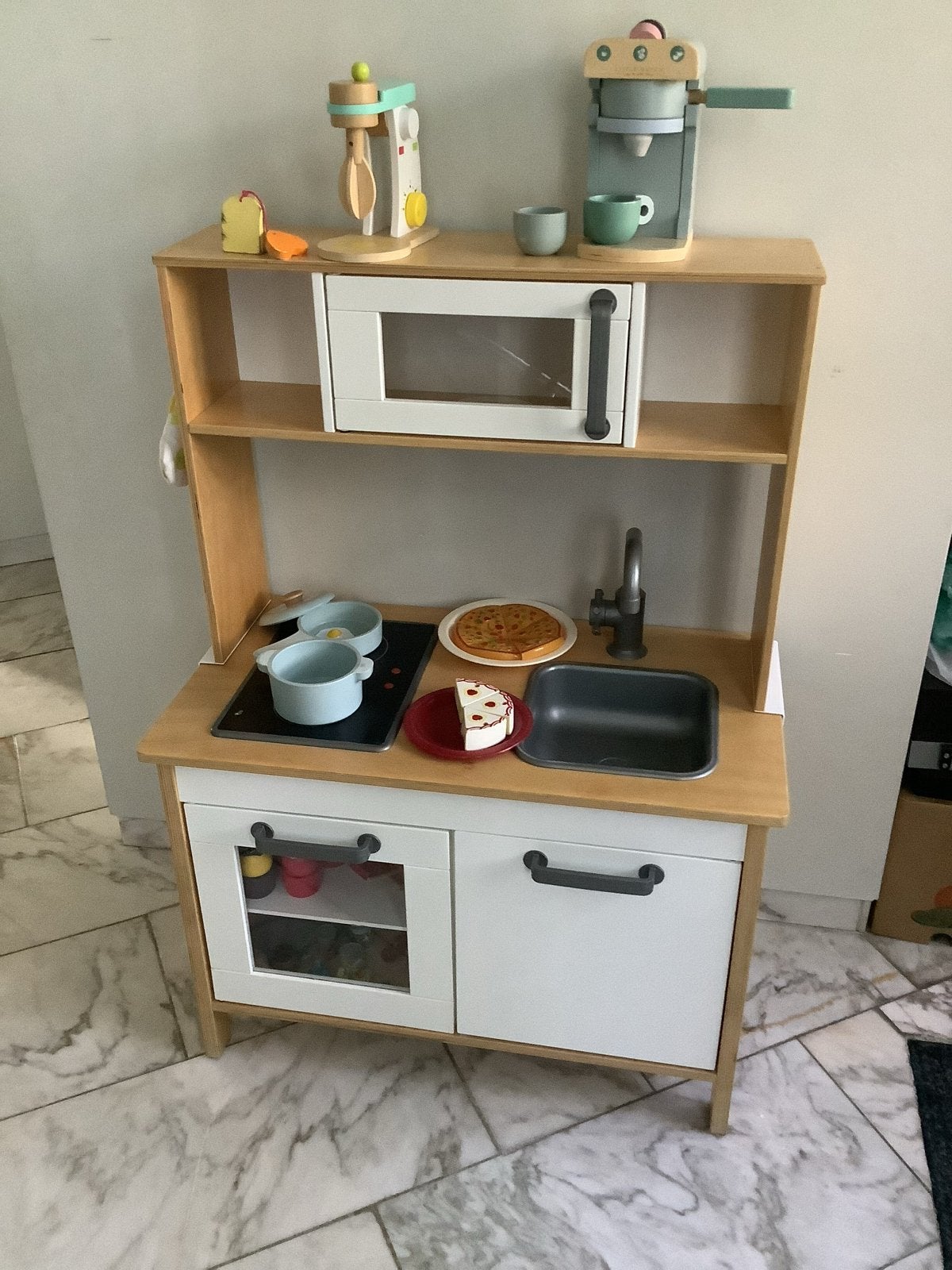 IKEA Speelkeuken met accessoires en werkende kookplaat izgst, Ophalen, Gebruikt