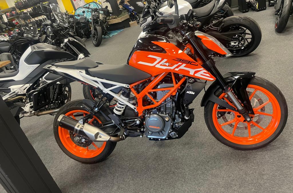 KTM duke 390, Particulier, Naked bike