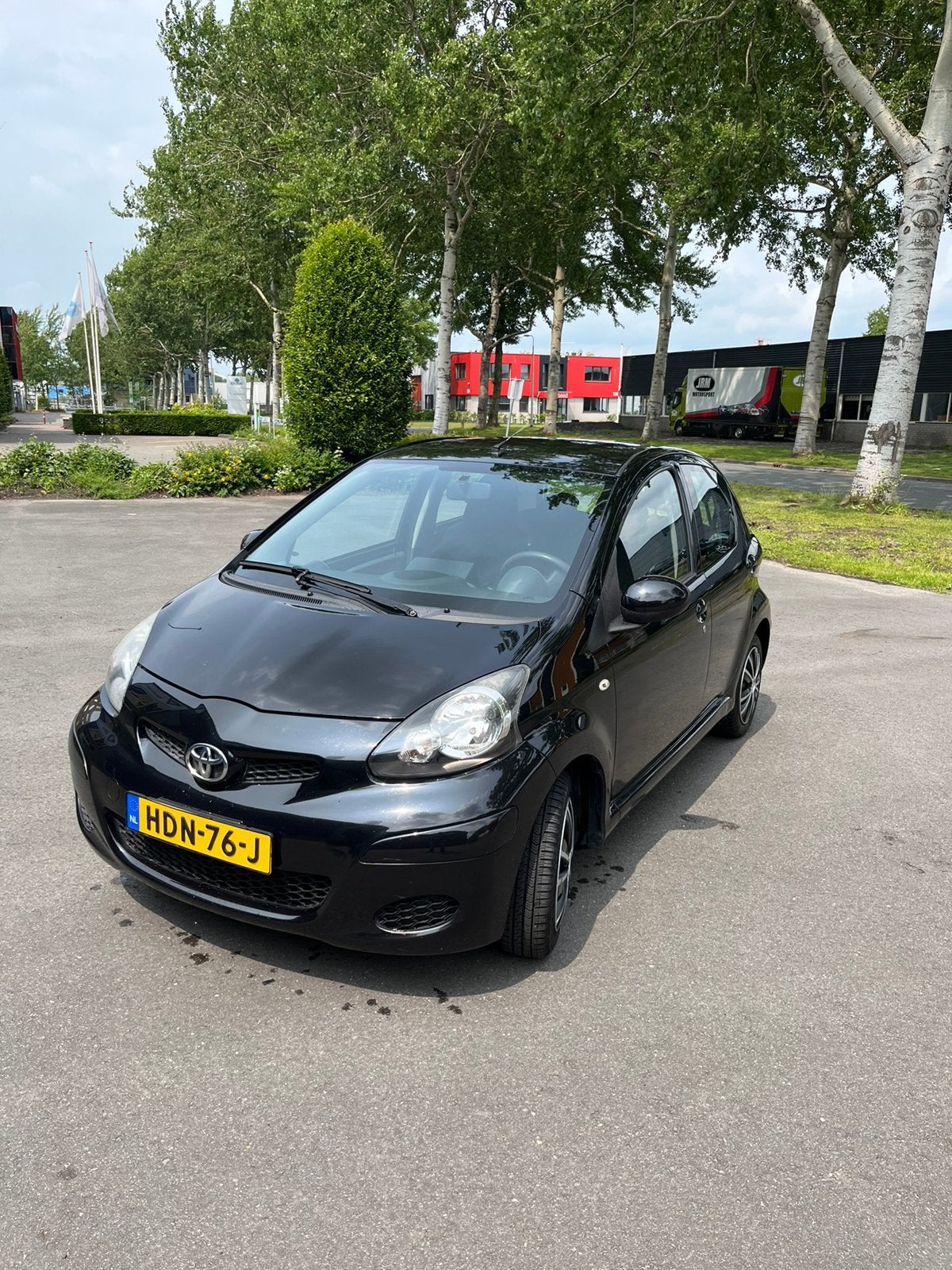 Toyota Aygo 1.0 12V Vvt-i 5DRS 2009 Zwart, Auto's, Voorwielaandrijving, 4 stoelen, Handgeschakeld, Particulier