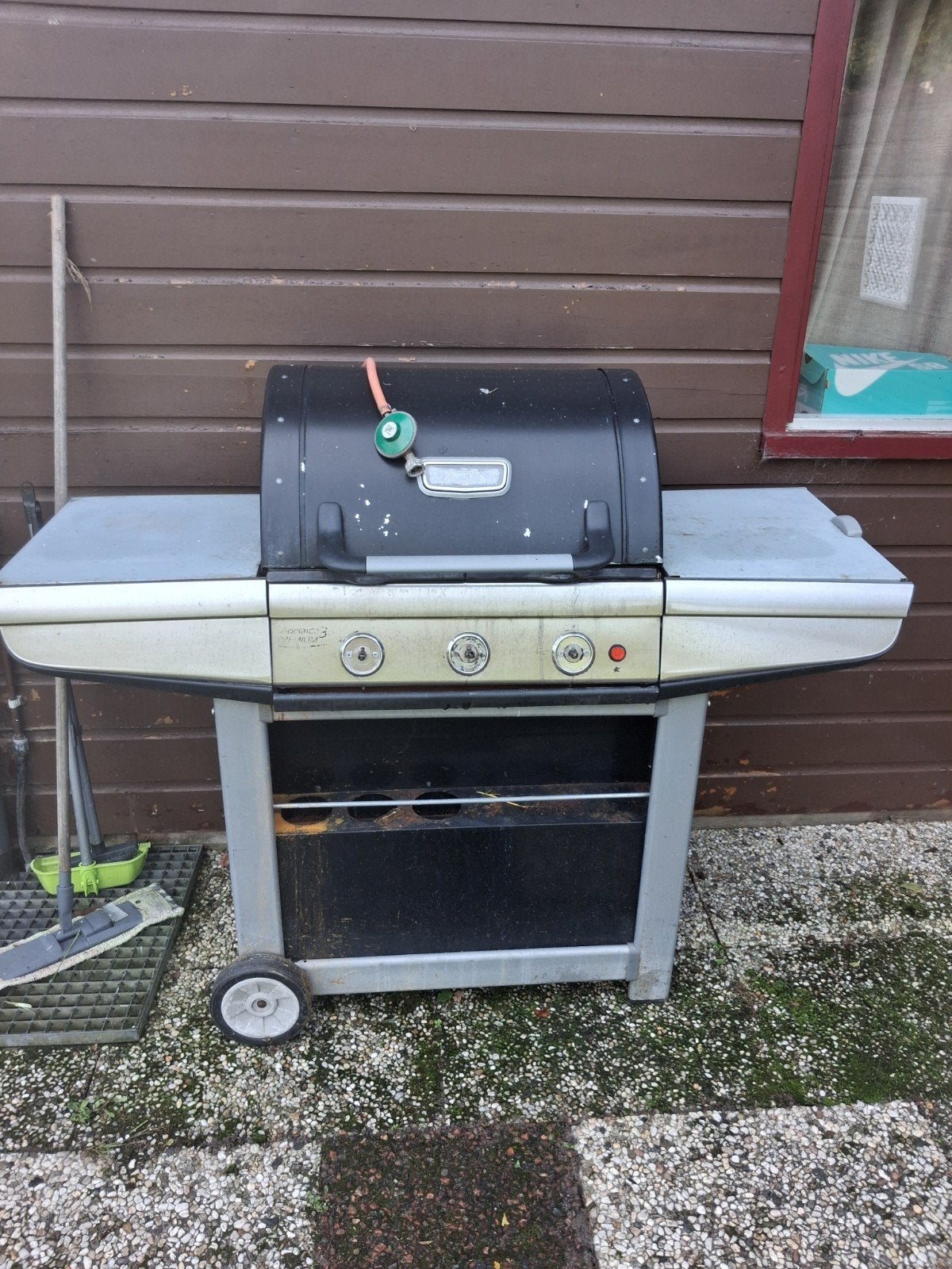 Gasbarbecue 3 branders – met zijtafels en thermometer, Ophalen, Gebruikt