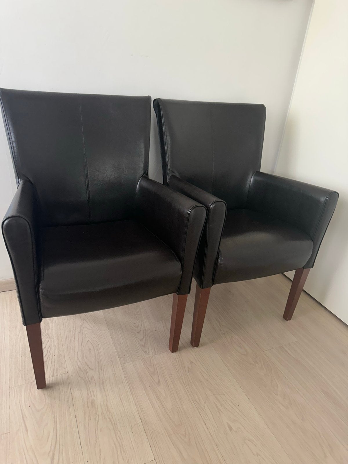 6x nette comfortabele eetkamerstoelen - Zo Goed als Nieuw, Ophalen, Zwart, Leer, Zo goed als nieuw