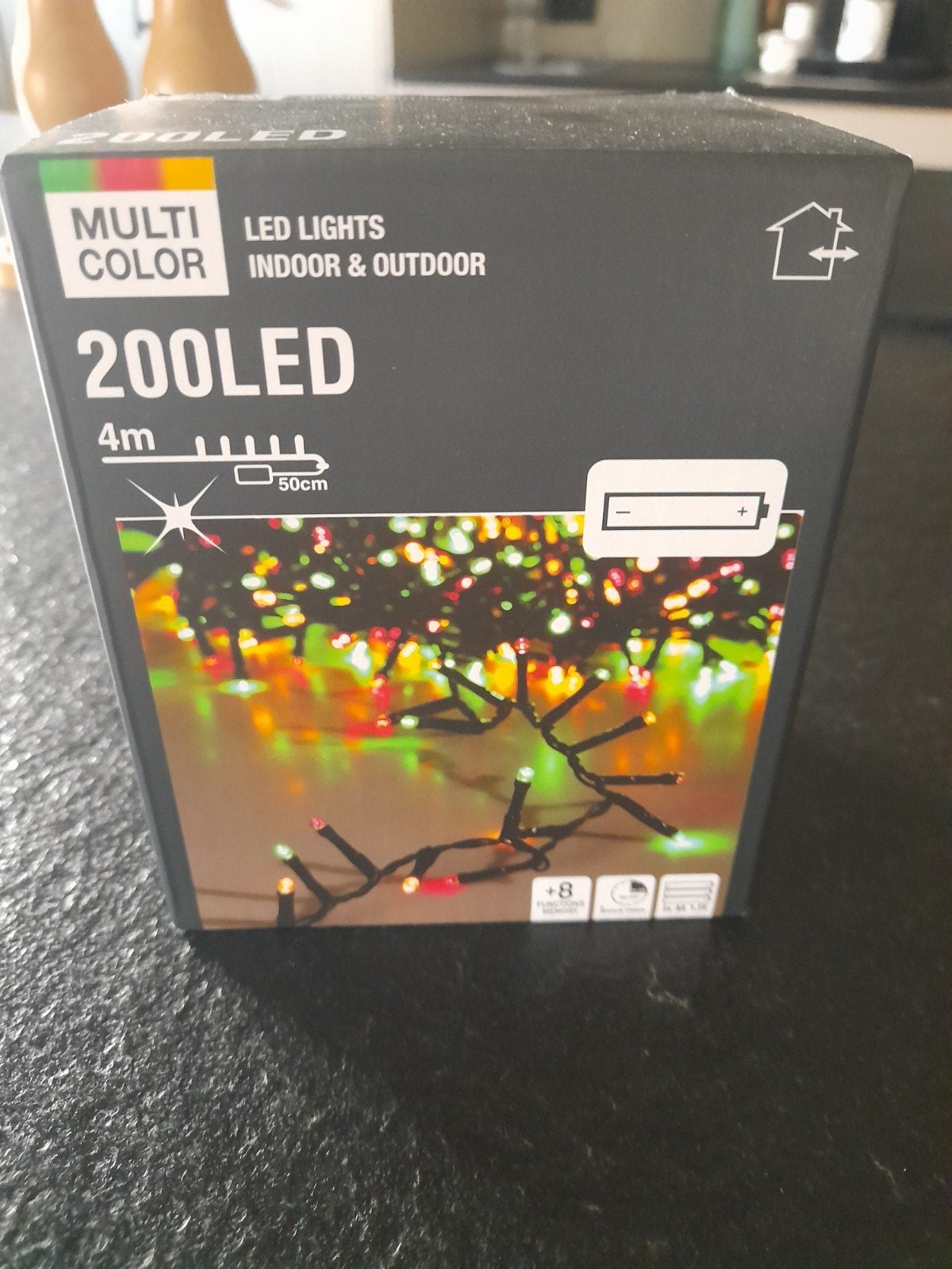 nieuwe Carnavals verlichting op batt 4 meter rood,geel,groen, Ophalen of Verzenden, Nieuw, Versiering, Carnaval
