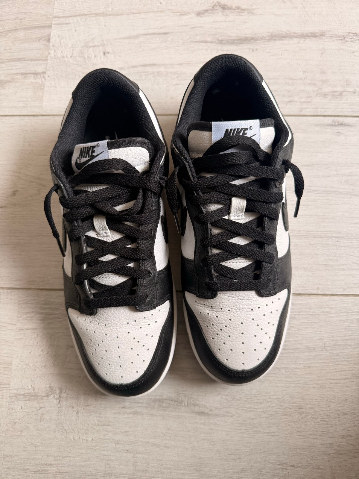 Nike Dunk Low Retro Panda - Zo goed als nieuw, Kleding | Heren, Zwart, Ophalen of Verzenden, Sneakers of Gympen, Zo goed als nieuw