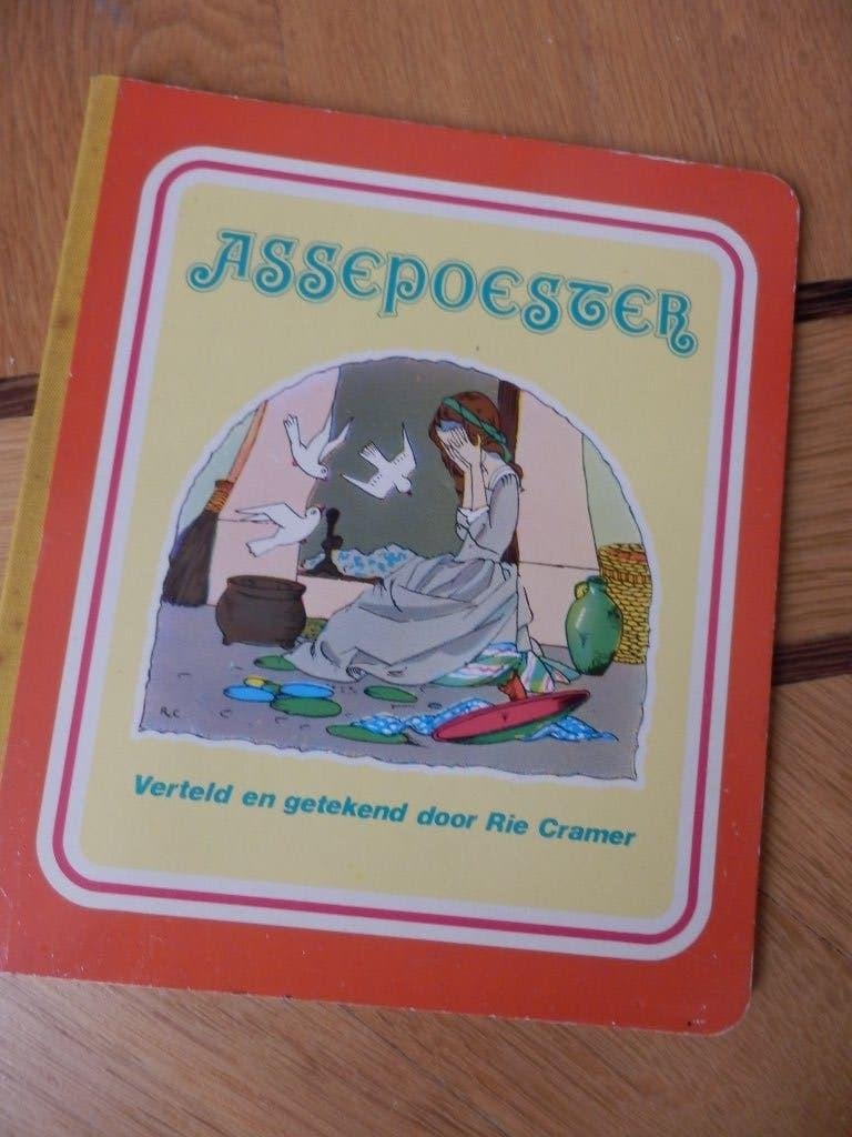Assepoester - rie cramer, Ophalen of Verzenden, Gelezen, Rie cramer