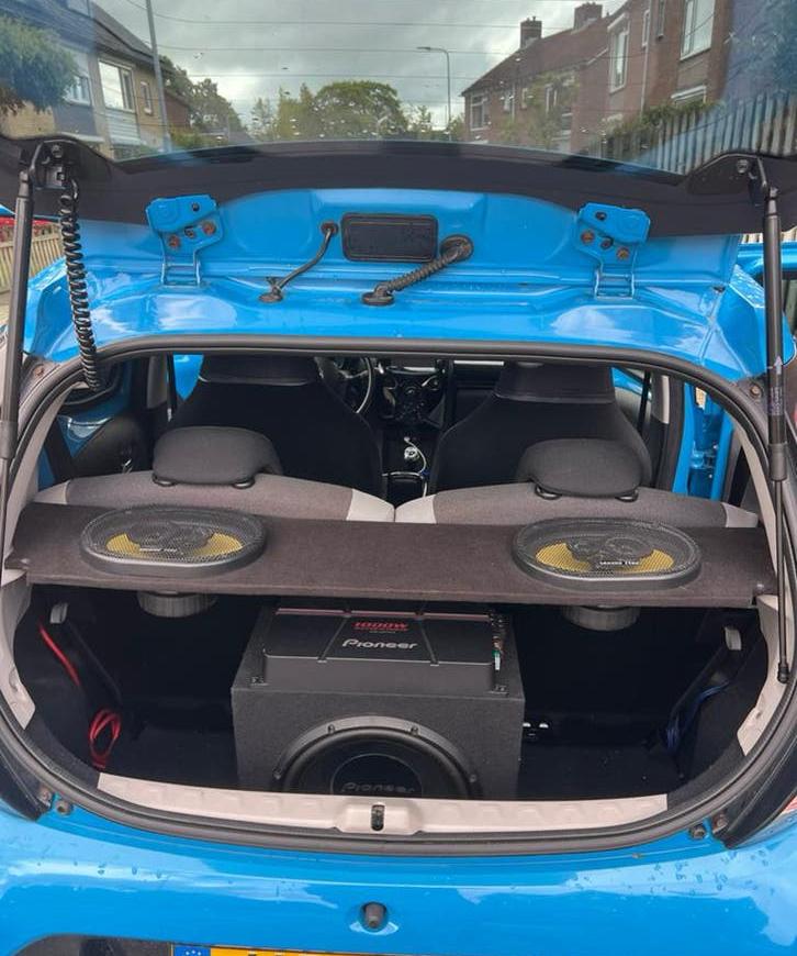 Speakerset auto, Auto diversen, Ophalen, Zo goed als nieuw
