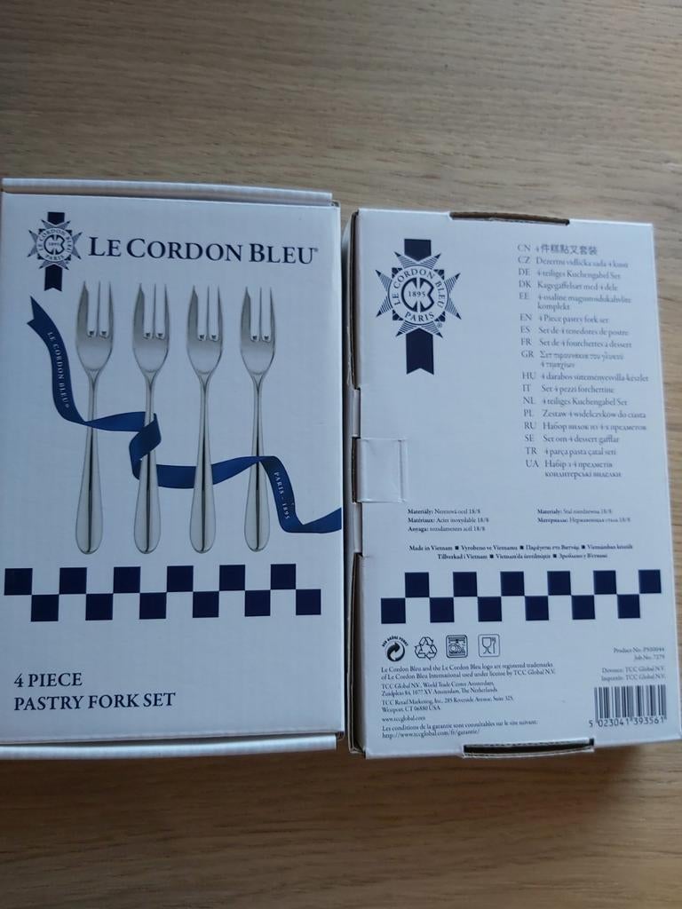 Gebak vorkjes 8  doosjes nieuw, Ophalen, Nieuw, Rvs of Chroom