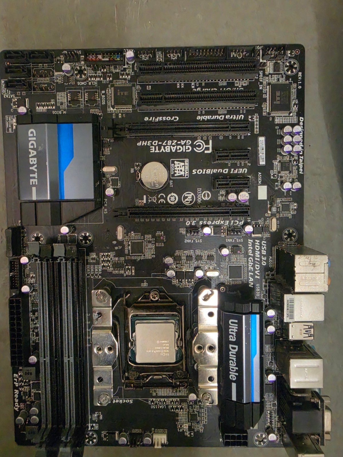Gigabyte GA-Z87-D3HP + Intel Core i5-4670 3.4GHz – LGA1150 D, Ophalen of Verzenden, DDR3