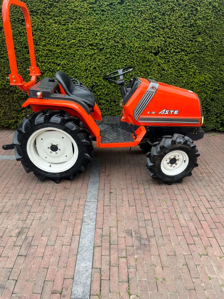 Kubota aste 19 in nieuwstaat, Zakelijke goederen, Overige merken, Gebruikt, Tot 2500, Ophalen of Verzenden