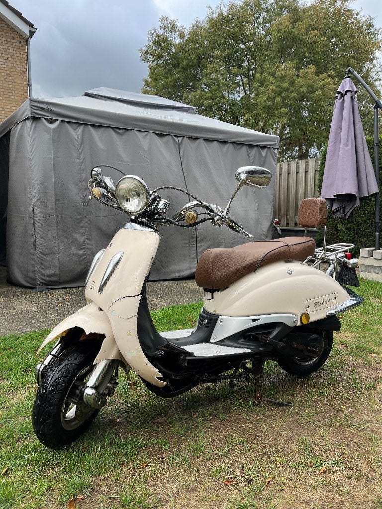 Opknap scooter ZNEN ZN50QT-E, Fietsen en Brommers, Scooters | Overige merken, Ophalen, Gebruikt, Znen, Benzine