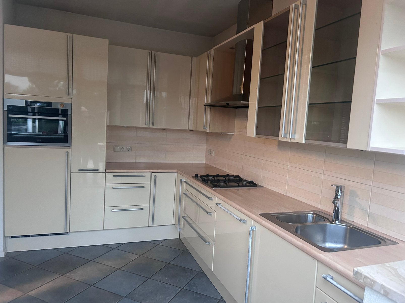 Poggenpohl hoekkeuken, Huis en Inrichting, Ophalen, Gebruikt, Hoekkeuken, Hoogglans of Gelakt