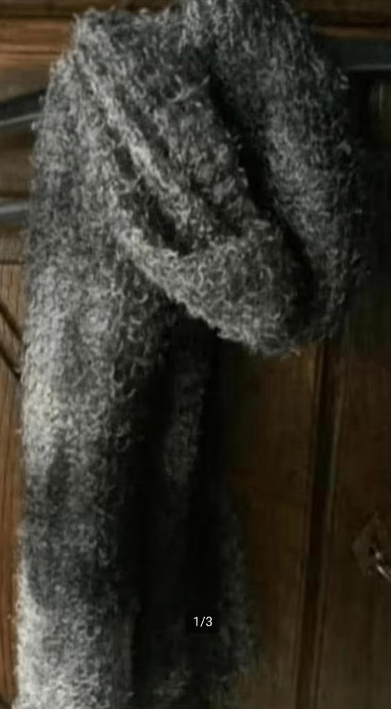Grijze sjaal, shawl, das met zwarte accenten; damessjaal, Kleding | Dames, Mutsen, Sjaals en Handschoenen, Ophalen of Verzenden