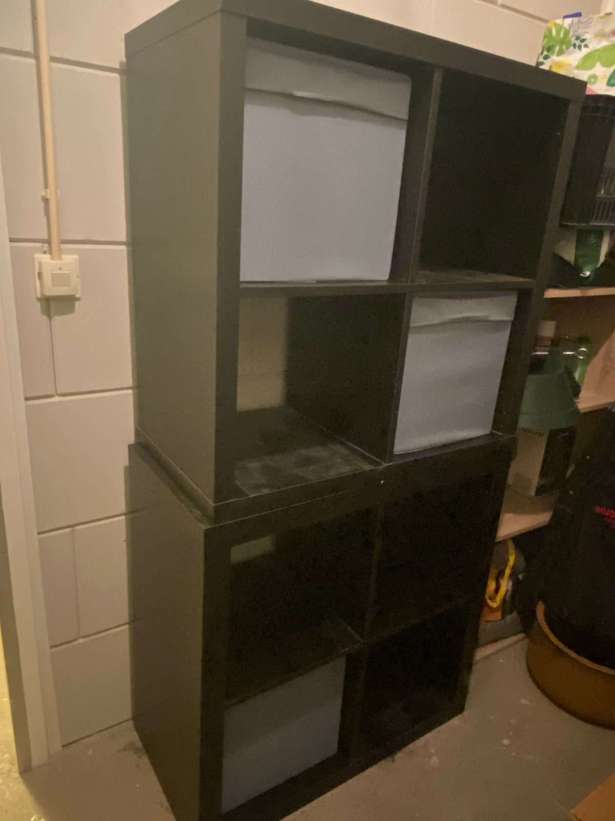 IKEA Kallax kast - Zwartbruin (2x2), Huis en Inrichting, Ophalen, Met plank(en), Gebruikt, 50 tot 100 cm
