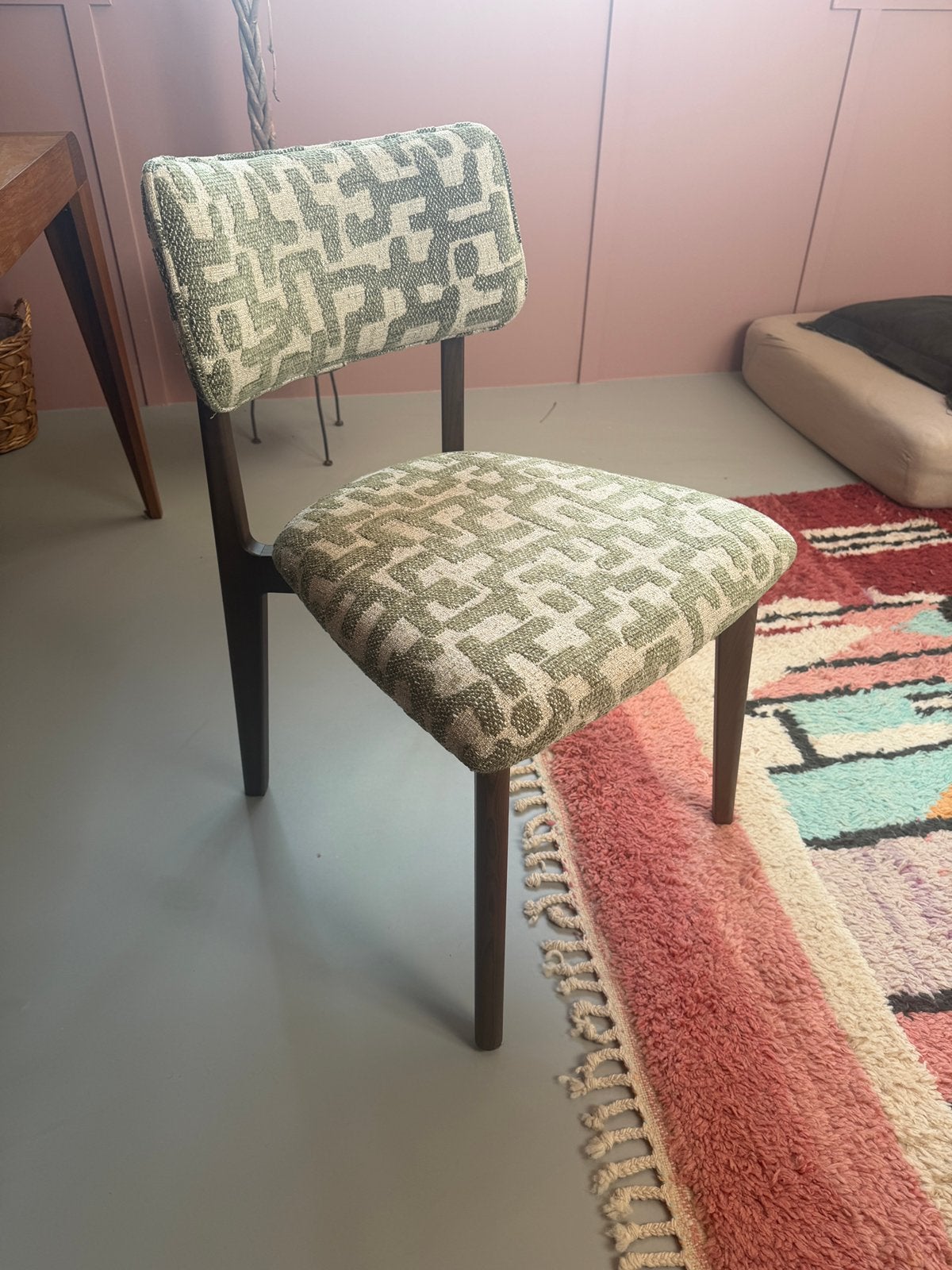 Hello Chair (eetkamer)stoel NIEUW, Huis en Inrichting, Stoelen, Ophalen, Overige kleuren, Zo goed als nieuw, Stof