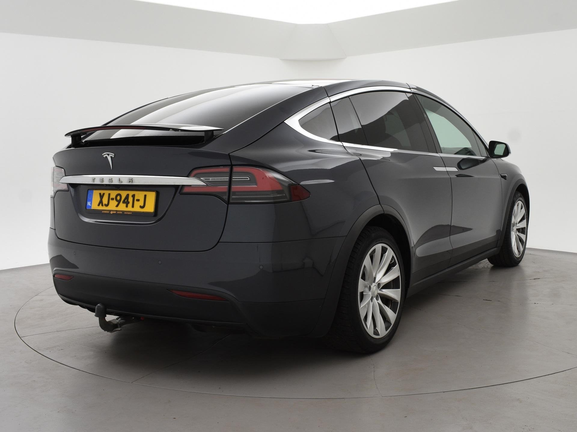 Tesla Model X 100D 6-PERS PERFORMANCE *RDW NWPRIJS €173.50, Automaat, Model X, Stof, Gebruikt