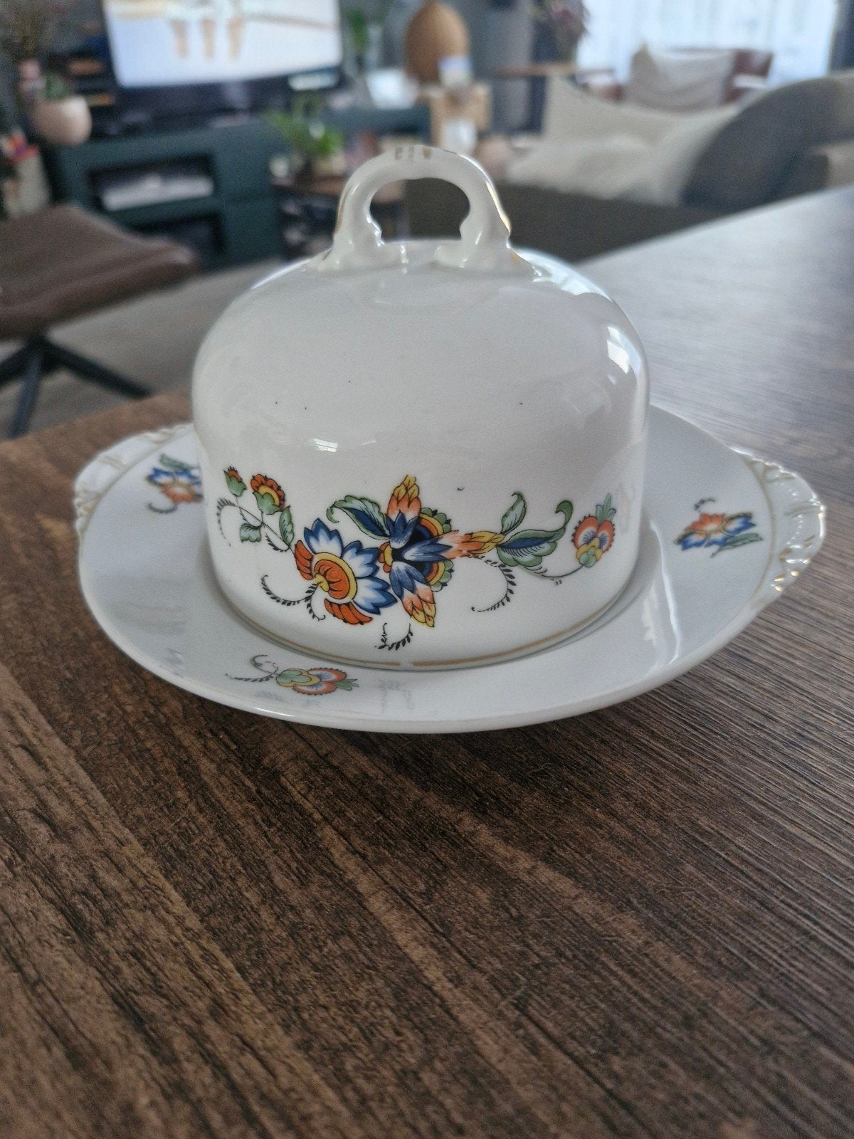 Antieke porseleinen botervloot uit Czechoslovakia, Antiek en Kunst, Ophalen of Verzenden