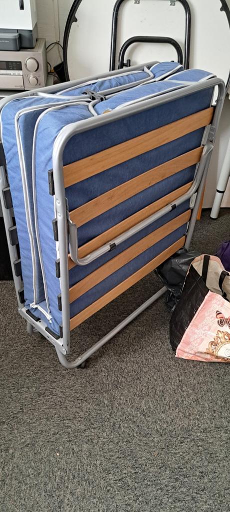 Opklapbed, Ophalen, Eenpersoons, 190 cm of minder, Zo goed als nieuw