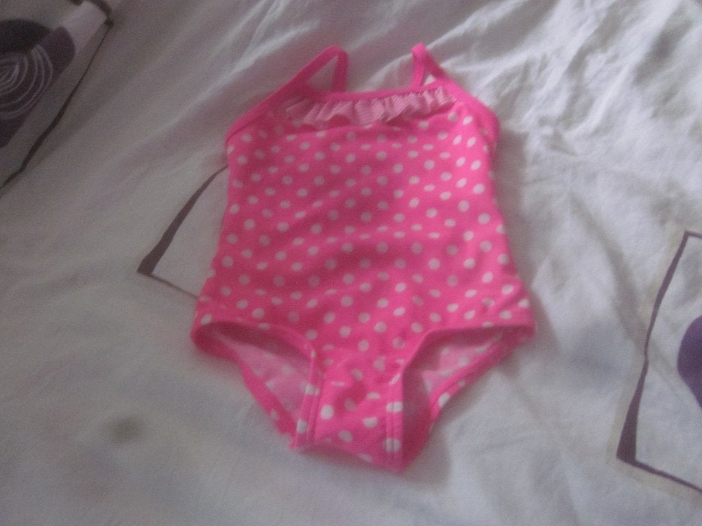 Nieuw felroze/wit zwempakje met polkadots maat 68, Meisje, Badpak, Nieuw, Ophalen of Verzenden
