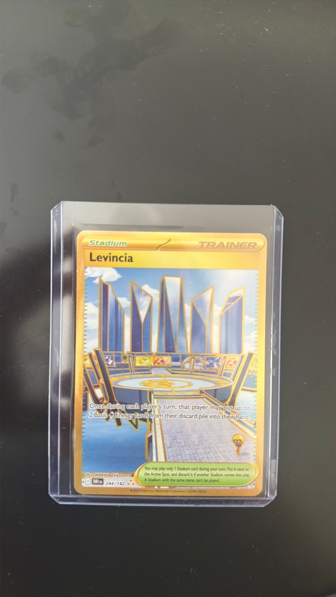 Pokémon TCG: Levincia Stadium Trainer Kaart (244/182), Ophalen, Zo goed als nieuw, Losse kaart, Foil