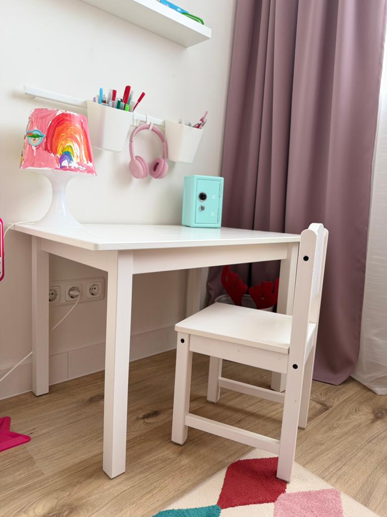 IKEA SUNDVIK kindertafel + stoel wit | zeer nette staat, Ophalen, Zo goed als nieuw, Tafel(s) en Stoel(en)